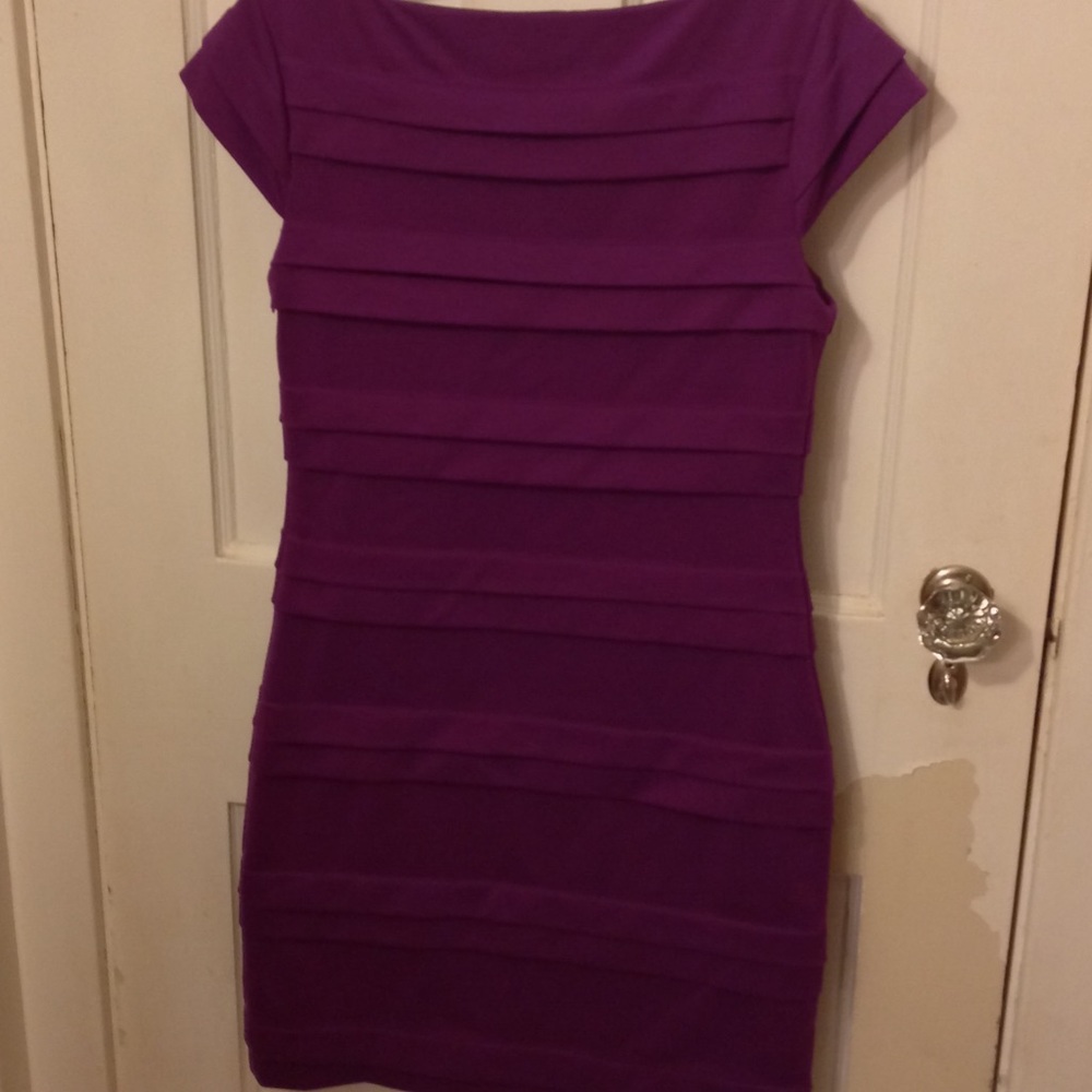 NWT Size 8 dress